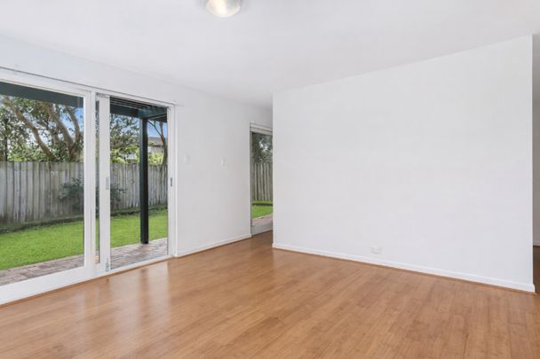 Quiet Family Home & Lock-up Garage - Photo 1