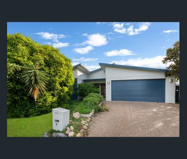 Family Home in Heart of Bushland Beach - AVAIL. 4/12/2025 - Photo 6
