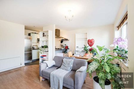 Goldsmiths Row, London, London - Photo 3