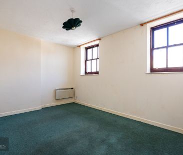 1 bed flat to rent in Marina, St. Leonards-On-Sea, TN38 - Photo 2