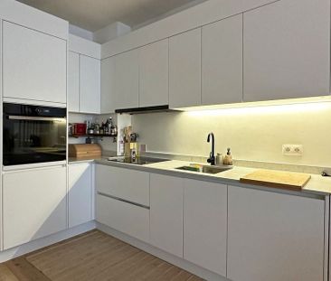 Appartement te huur in Deurne voor € 875 met 1 slaapkamer - Photo 2