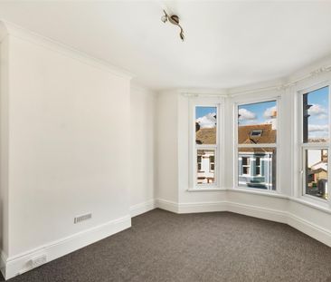 Rosslyn Park Road, Plymouth - Photo 3