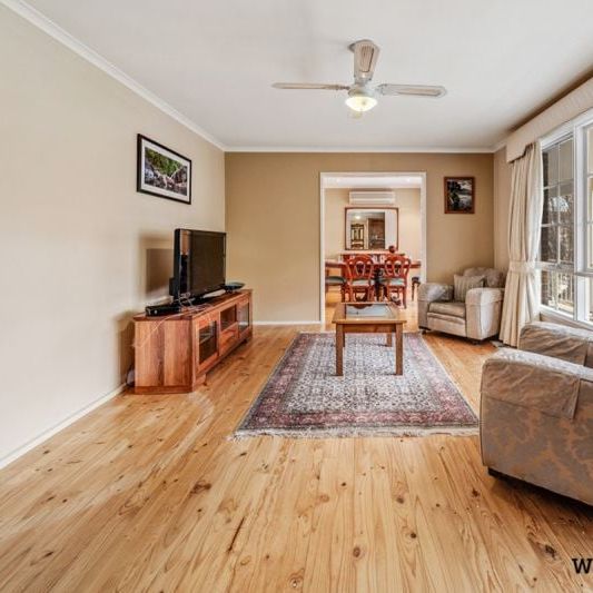 6 McInnes Street, Queanbeyan - Photo 1