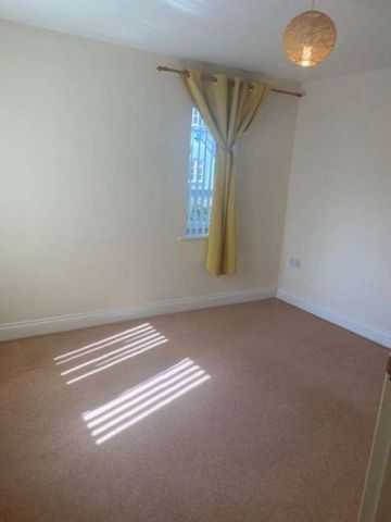 Husbands Bosworth, Leicestershire, LE17 - Photo 4