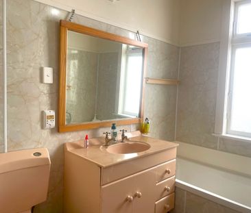 Woburn Beauty - Photo 2