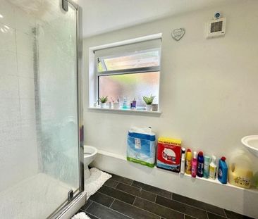 Warren Road, Winchester - Photo 1