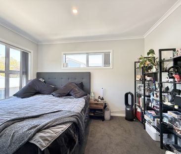 3 bedroom home in Lower Hutt - Photo 1
