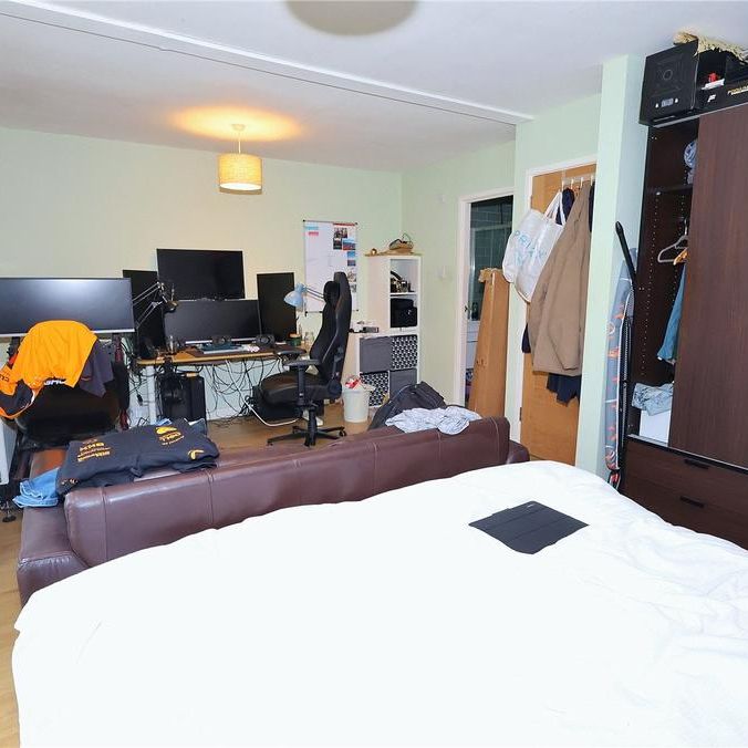 1 bedroom house of multiple occupation to rent - Photo 1