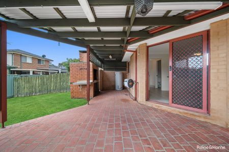 Versatile Family Home in a Prime Location - Photo 5