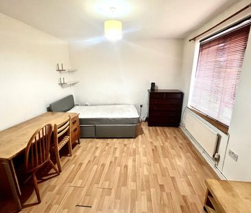 Wycliffe Road - Photo 5