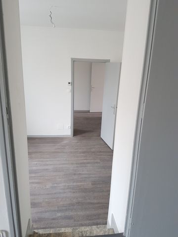 Location Appartement 50m² ESSEY LES NANCY 54270 - Photo 3