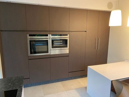 Recent (2013) ruim gelijkvloers appartement met tuin en terras, ideaal gelegen in een rustige straat vlakbij het centrum van Kortenberg. - Photo 3