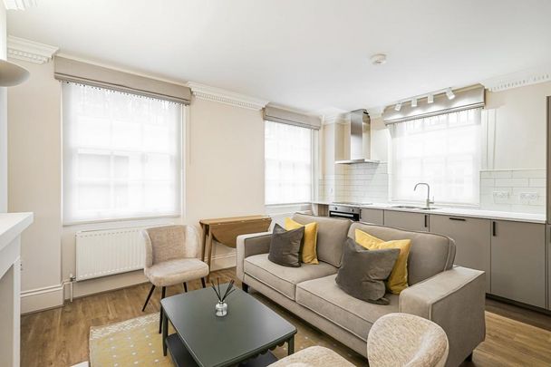 3 bedroom flat to rent - Photo 1