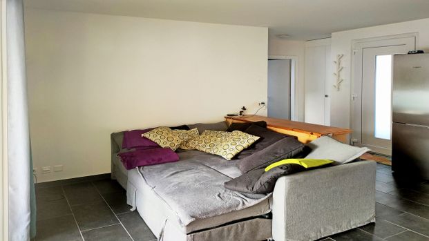 FOR RENT BEAUTIFUL 2.5-ROOM APARTMENT IN SALQUENEN – SIERRE - Foto 1