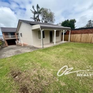 Charming One-Bedroom Retreat – Close to the Water & Peacefully Positioned - Photo 3