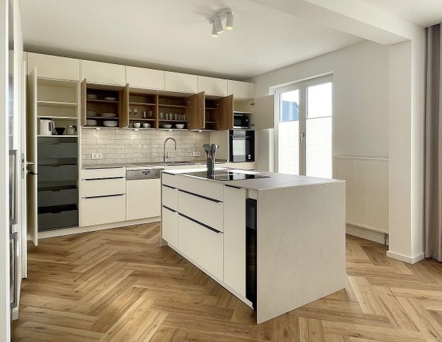 Moderner Luxus in Rodenkirchen - Foto 1