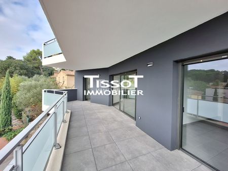 Location Appartement 3 pièces 72m² NIMES 30900 - Photo 5