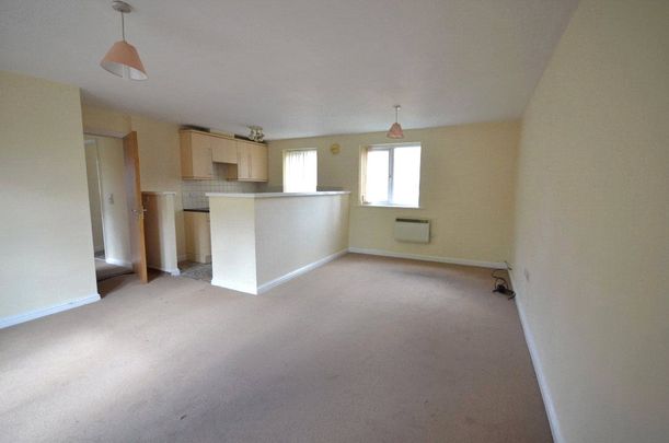 391 Queens Road, Monsall, Manchester, M40 8AL - Photo 1