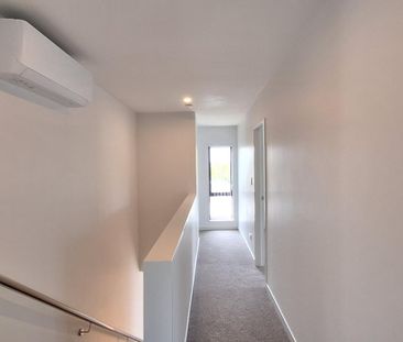 Brand new over the Shore. - Photo 1