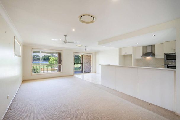 PRESTIGE APARTMENT IN THE CITY CENTRE - Photo 1