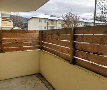 Location Appartement 2 pièces 51m² THONON LES BAINS 74200 - Photo 5