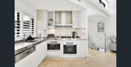 Sophisticated Three-Bedroom Townhouse in Secure Gated Complex - Photo 2