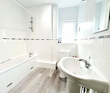 2 bedroom flat to rent - Photo 5