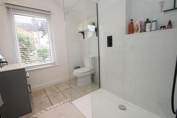2 bedroom house to rent - Photo 1
