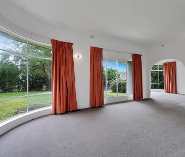 15 Valanne Street, Brighton East. - Photo 3