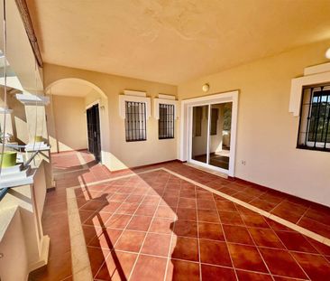 Middle Floor Apartment · Elviria - Photo 3