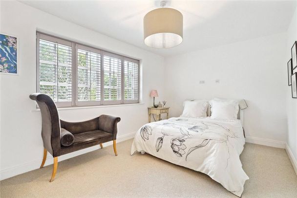 5 bedroom detached house to rent - Photo 1