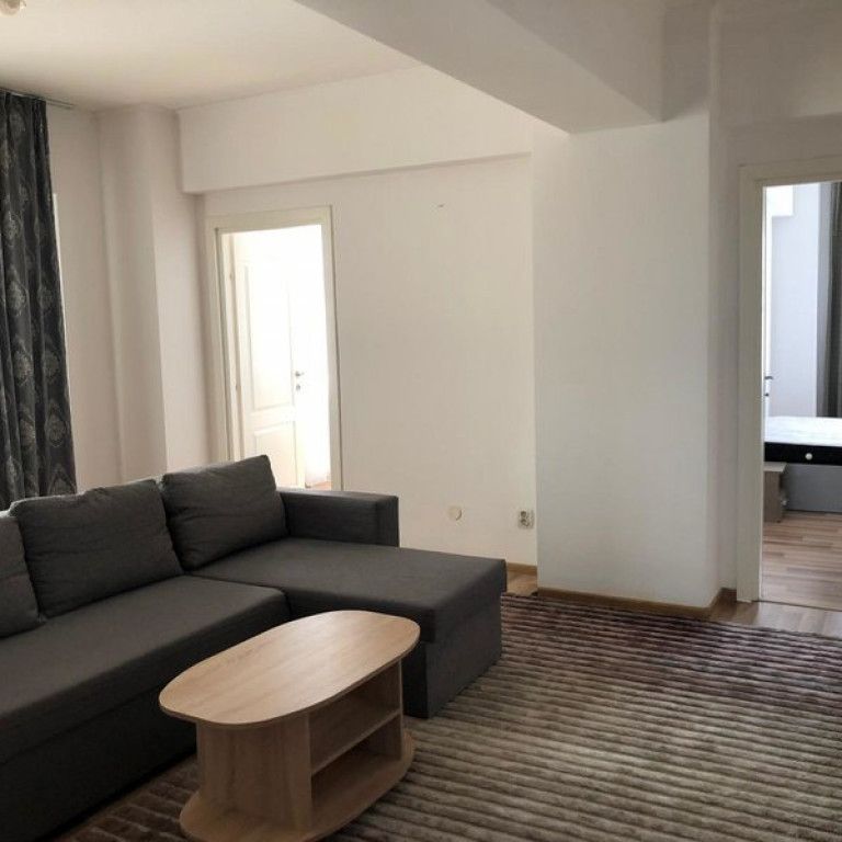Piata Sudului apartament 3 camere - Photo 1
