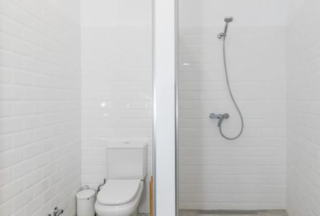 Carrer de Jaume Casanovas, El Prat de Llobregat, Catalonia 08820 - Photo 4