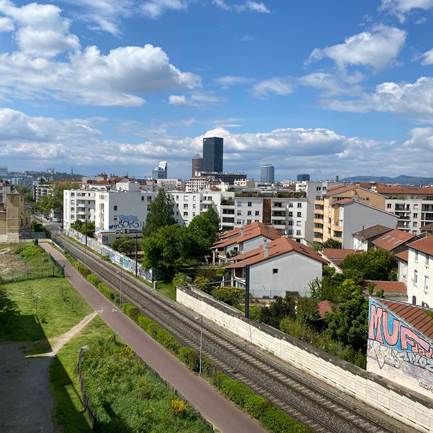 Location appartement 4 pièces, 99.00m², Lyon 03 - Photo 1