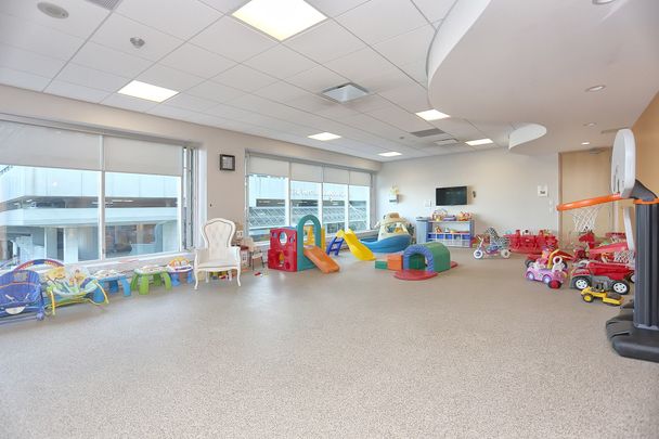 For Lease - 10 Yonge Street Unit# 1108, Toronto, Ontario - Photo 1