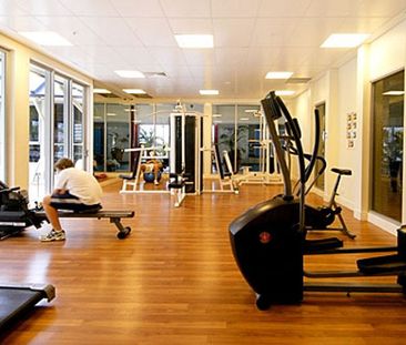 1075/23 Ferny Avenue, Surfers Paradise QLD 4217 - Apartment For Ren... - Photo 3