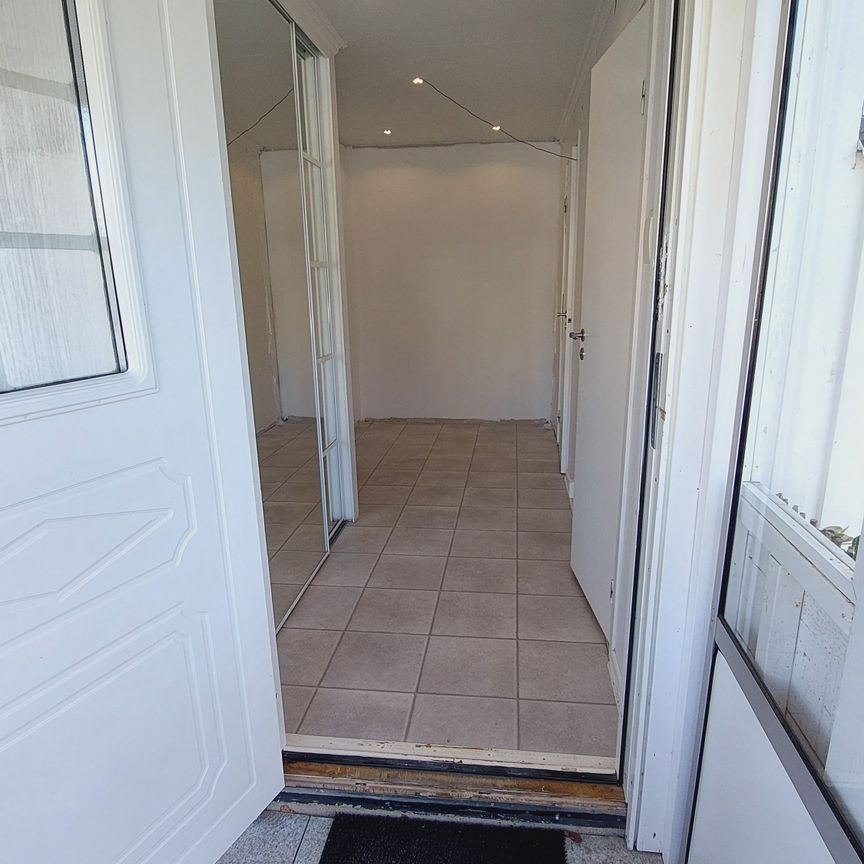 Svedjevägen, Tumba - Photo 1