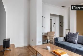 Calle del Cid, Madrid, Community of Madrid 28001