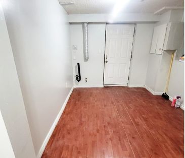 For Lease - 22 Yellow Brick Road, Brampton, Ontario - Photo 5