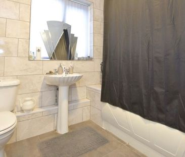 2 Bed Flat, Brighton Court, M14 - Photo 6
