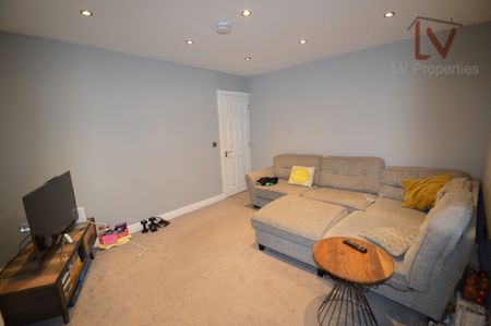 Burchett Terrace - Photo 2