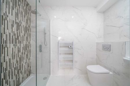 High Street - Photo 5