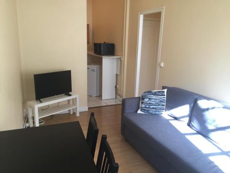 Location Appartement 2 pièces Meublé 32m² TOURS 37000 - Photo 2