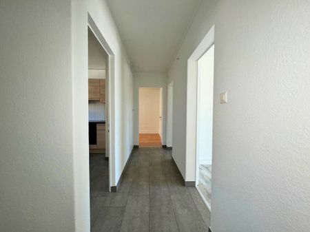 Bel appartement rénové de 3 pièces - Photo 2