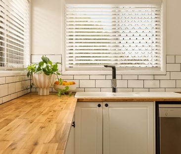 95 Pareena Crescent, Mansfield QLD 4122 - House For Rent | Domain - Photo 4