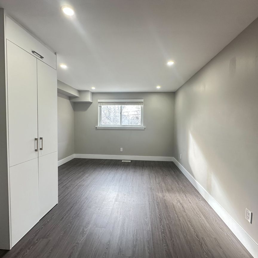 For Lease - 199 Avondale Boulevard Unit# Unit 2, Brampton, Ontario - Photo 1