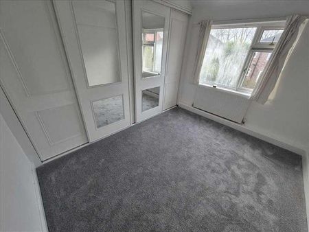 Shirley Road, Garston, Liverpool, L19 - Photo 4