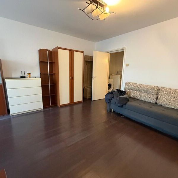 Dristor, 1 minut metrou. - Fotografie 1