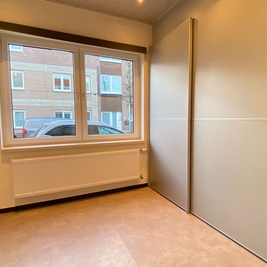 Gerenoveerd gelijkvloers appartement met 2 slaapkamers in Runkst - Foto 1