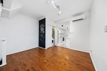 433 Wattle Street, Ultimo NSW 2007 - Terrace For Rent | Domain - Photo 2